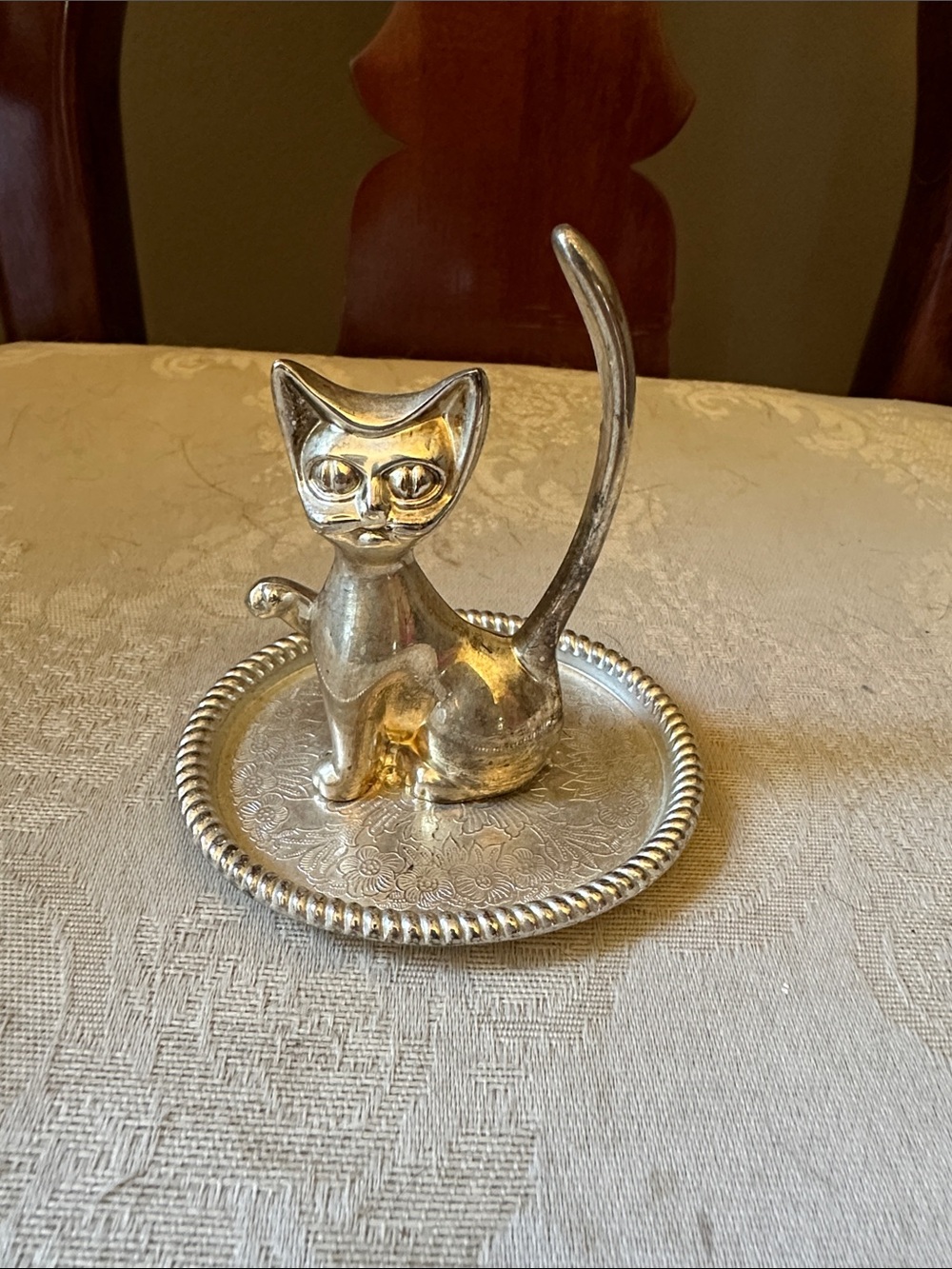 Vintage silver-plated cat trinket dish ring holder with ornate silver tray